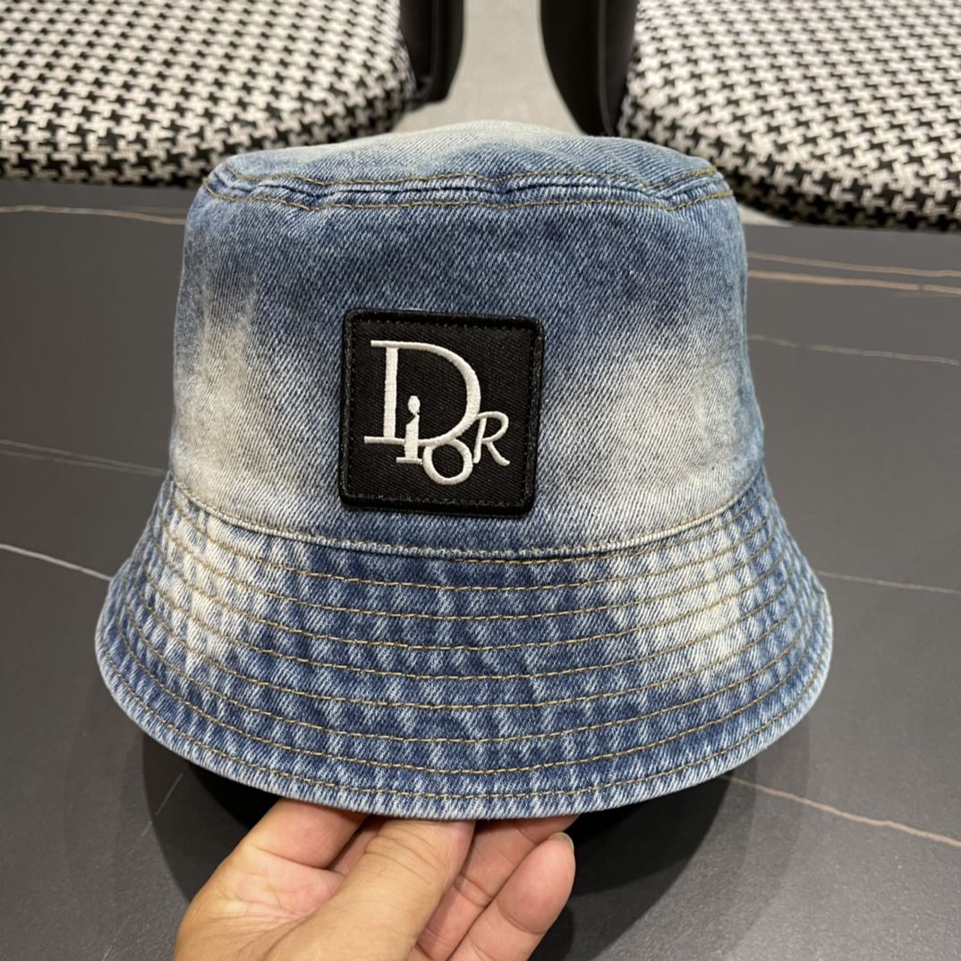 Christian Dior Caps